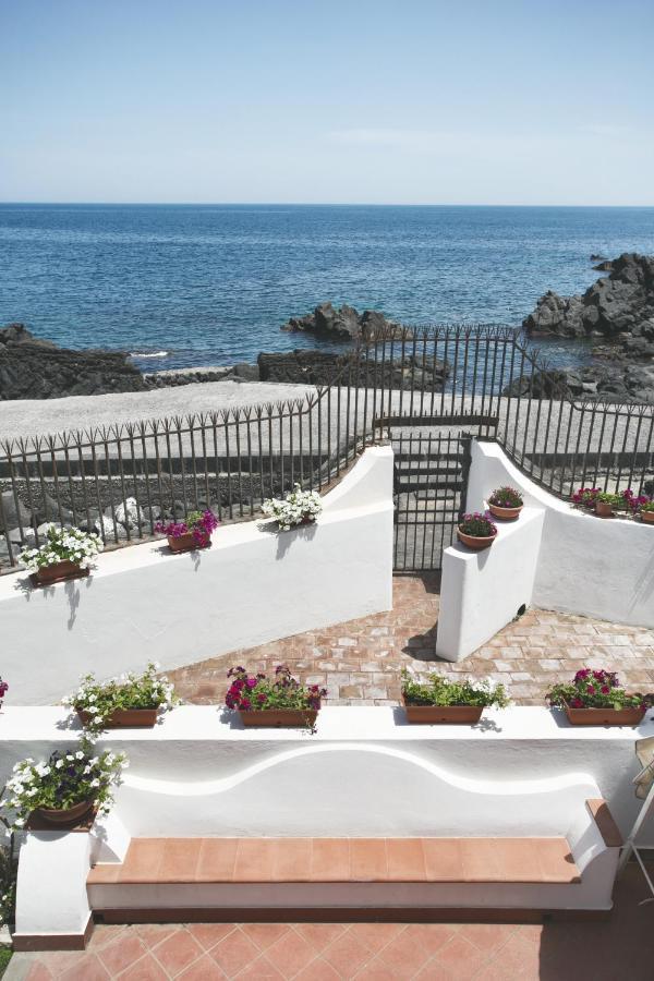 villa del sole Acireale Exterior foto