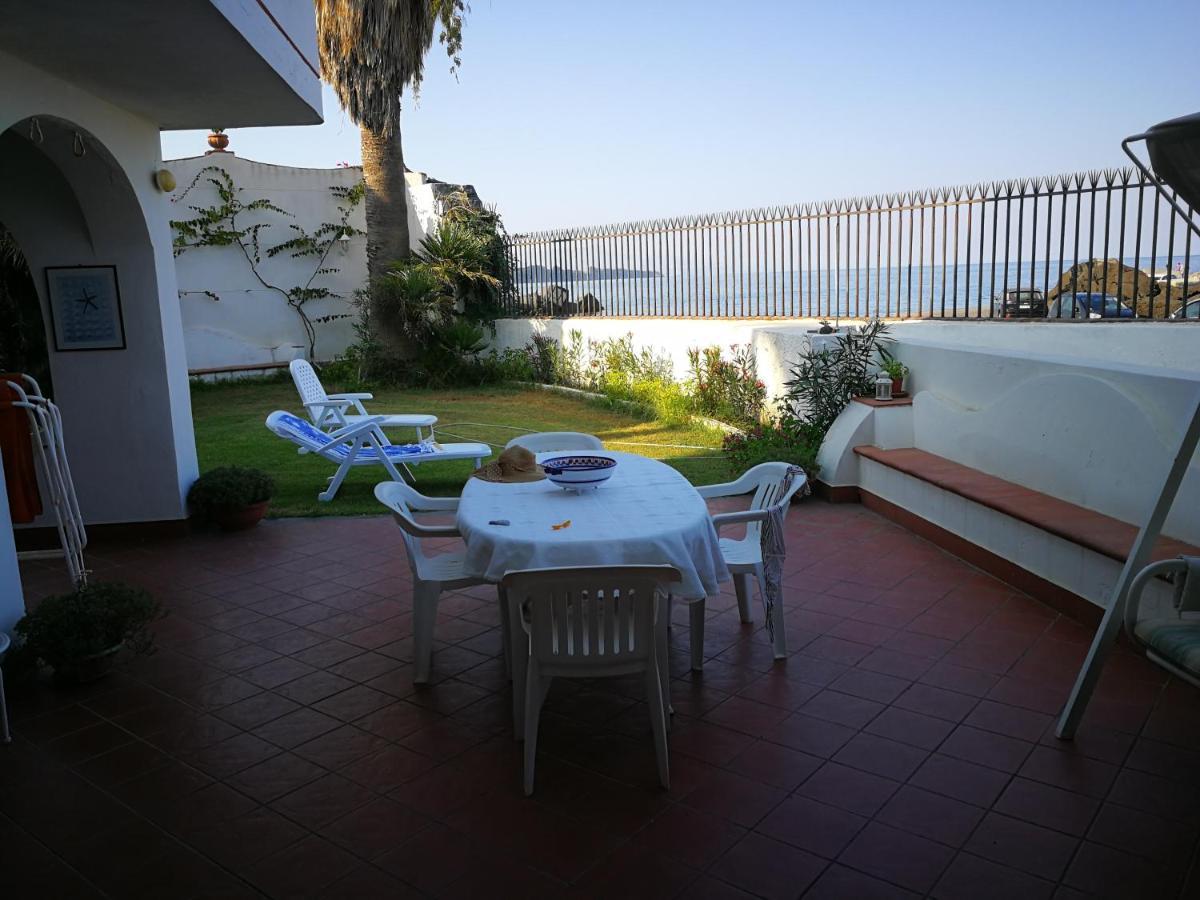 villa del sole Acireale Exterior foto